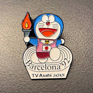 1992巴塞罗那奥运会日本媒体朝日电视台哆啦a梦机器猫纪念徽章pin