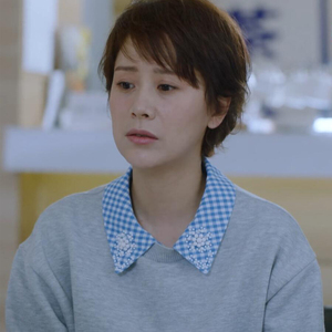 甜蜜海清于洋洋田蜜同款衣服2021春新款蓝格中长款衬衫女卫衣外套