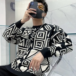 秋季2022新款韩版几何图案圆领套头针织毛衣男士休闲百搭外套潮流