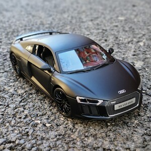 奥迪r8车模1:18跑车汽车模型仿真合金车模收藏玩具车礼物超级大号