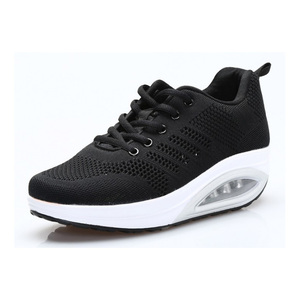 中老年赵之心健步鞋新款女大码搭扣运动休闲鞋康健走步鞋男女鞋