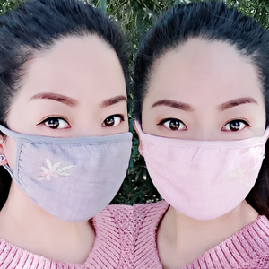 秋季口罩女