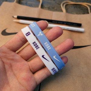 nba球星湖人队科比黑曼巴硅胶篮球运动手环腕带情侣手链男女学生