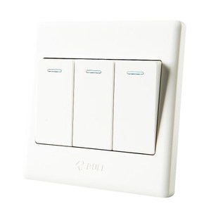 公牛86型开关3开