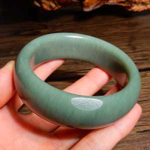 方言和田玉精品新疆产无结构绢丝状沙枣青籽料留毛孔57mm手镯w