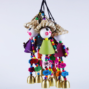 云南民族工艺品小草帽人铃铛饰品 东巴工艺 草帽人挂件风铃