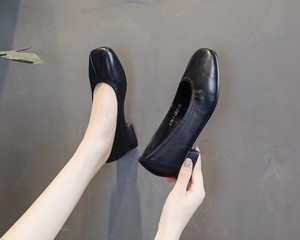 康妮女鞋2021秋真皮低粗跟软底软面女单鞋牛皮鞋