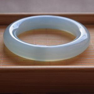 740人付款天猫蓝色土耳其玉髓手镯 小圆条玉髓镯子女士玉镯 蓝色手镯