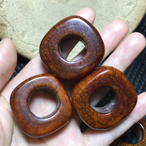 做旧骆驼骨圈驼骨扳指平安扣吊坠圈子 带血骆驼骨吊坠diy佛珠配件