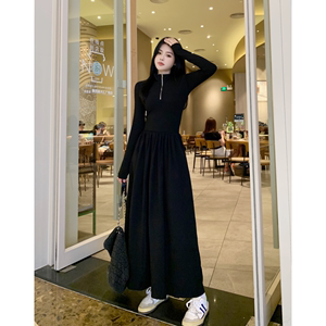 大码韩版简约拉链高领连衣裙女秋季修身加长到脚踝高个子黑色长裙