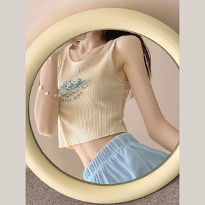 吊带修身露脐装