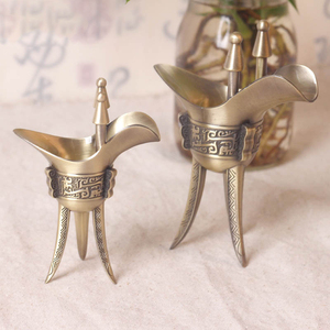 家居新款供杯合计摆件小号圣杯欧式复古白酒杯酒厥杯子金属人气