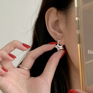 冷淡风简约星星耳环女S925银金属小众设计高级感耳扣气质百搭耳钉