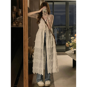 法式韩版镂空蕾丝吊带连衣裙2024春秋季设计感收腰显瘦中长款裙子