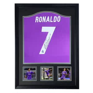 16-17 皇家马德里队 c罗 罗纳尔多 紫色客场亲笔签名球衣 sa证书