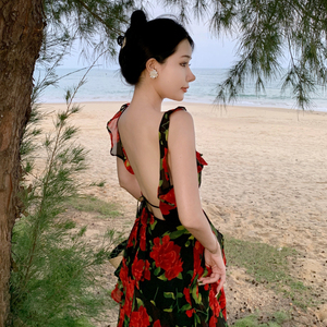海边度假复古玫瑰花连衣裙气质露背适合三亚旅行穿搭拍照好看裙子