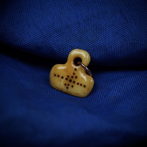 藏传老卡子牦牛骨牌手工雕刻满咒点灵骨牌卡子挂件吊坠藏式背云