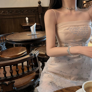 吊带连衣裙小众设计小个子刺绣网纱抹胸一字肩小礼裙高级感日常