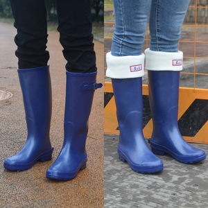 雨靴女蓝色