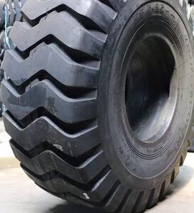 朝阳50铲车轮胎23.5-25斜交工程胎