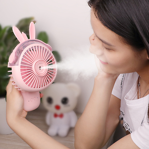 手持风扇可加水