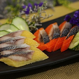 红希鲮鱼籽日式料理商专用速冻西零鳞鱼刺身寿司鲱鱼红800g6条装