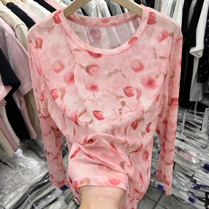设计感粉色印花薄款网纱长袖T恤女2024夏新款宽松空调防晒衫上衣
