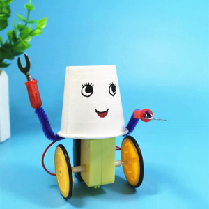纸杯机机器人 diy 小学生 手工自制 科技小制作小发明 创意笑脸
