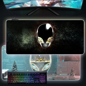 外星人RGB发光鼠标垫超大游戏电竞键盘垫电脑周边办公护腕垫定制