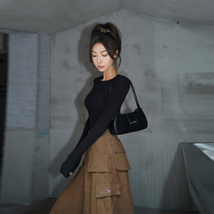 欧美风纽扣v领内搭长袖t恤紧身性感针织连体打底衫女口香糖baby70