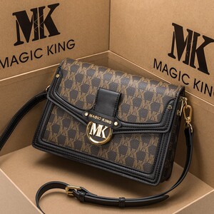 香港正品名牌小mk包包女2021新款潮时尚斜挎包真皮百搭单肩小方包