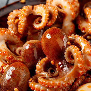 麻辣香辣八爪鱼爆头章鱼即食罐装小海鲜熟食鲜活迷你鱿鱼须仔小吃