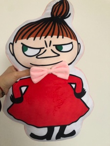 正版授权姆明一族moomin亚美抱枕公仔小肥肥河马沙发办公室靠垫