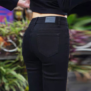 黑色紧身裤女不规则