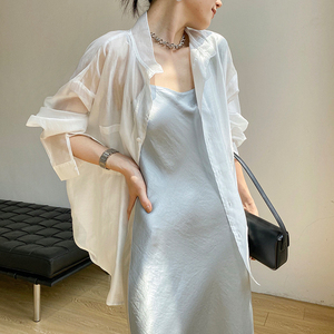 白色透明天丝衬衫女2022新款夏季外穿超薄款外搭立领防晒衬衣女款