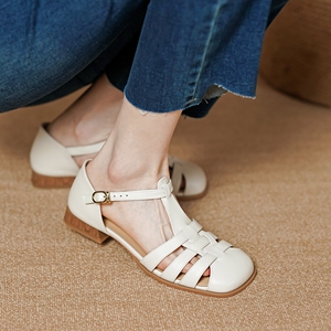 学院风编织镂空丁字带平底包头罗马鞋女夏季方头低跟真皮粗跟凉鞋