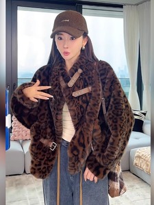 韩版复古气质设计感时尚豹纹外套冬季新款百搭加厚保暖网红上衣女