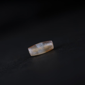 西藏千年灰皮天然老玛瑙一线天珠满内分化开片文玩手串配珠配饰