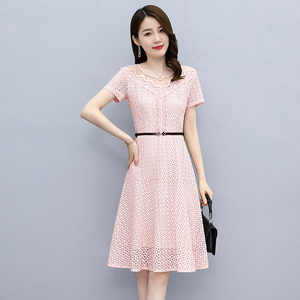 连衣裙女装2022年新款夏季气质洋气妈妈30-40岁高端蕾丝春夏裙子