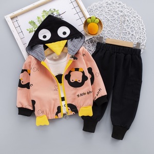 秋季洋气企鹅可爱宝宝三件套装长袖带帽薄款童装外套裤子儿童潮装