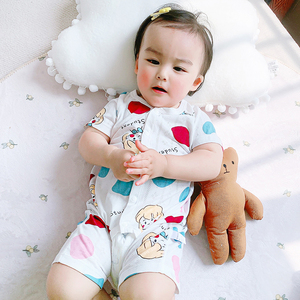 婴儿开裆裤连体