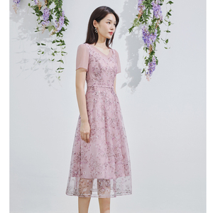 000人付款淘宝司歌网布刺绣印花优雅端庄短袖连衣裙a82