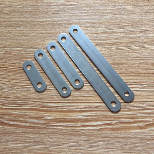 长条双螺丝孔焊接连接铁杆铁条 8mm双孔径铁片固定连接杆长铁冲片