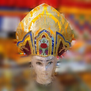 尼泊尔进口噶举派大宝法王帽上师僧帽西藏喇嘛活佛帽子