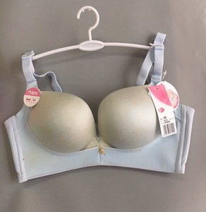 瑕疵品牌文胸付邮送 34b中厚款聚拢无痕女士内衣 可拆肩带