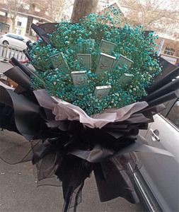 网红香烟满天星花束礼盒杭州宁波温州市送男友情人节生日同城鲜花