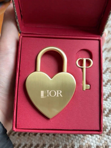 D家新款七夕情人节赠礼金色金属爱心锁配钥匙礼盒可爱高端 包挂件