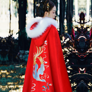 红斗篷披风古风长款