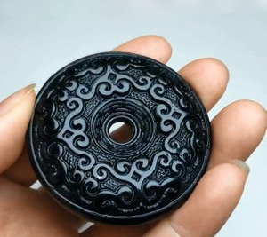 仿古回纹玉坠天然墨绿玉蛇纹石玉吊坠男女款玉石复古项链挂件玉佩