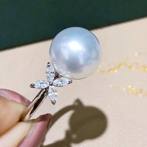 天然色澳白珍珠戒指 钻石幸运四叶款显手白特色海水珍珠戒指设计